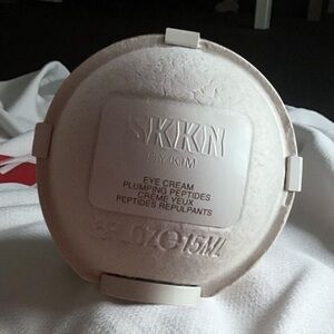 SKKN by Kim Eye Cream Plumping Peptides 15 ml.
